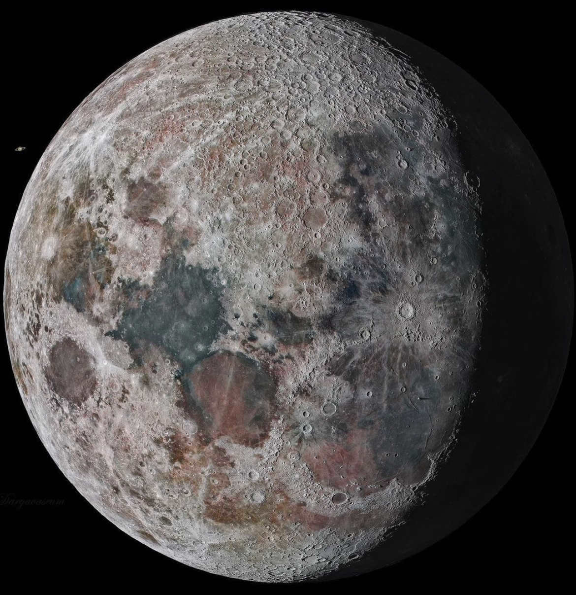 Color compilation of images of the Moon by astrophotographer Daria Kawa Mirza: https://www.instagram.com/p/ClT7OieMS3-/?igshid=NTdlMDg3MTY=