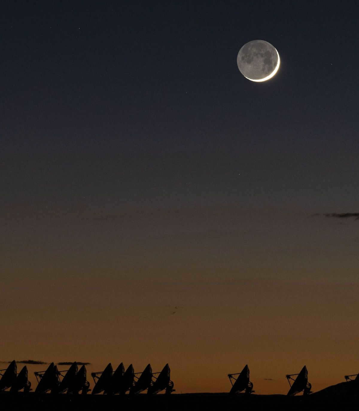 what is the moon's ash light