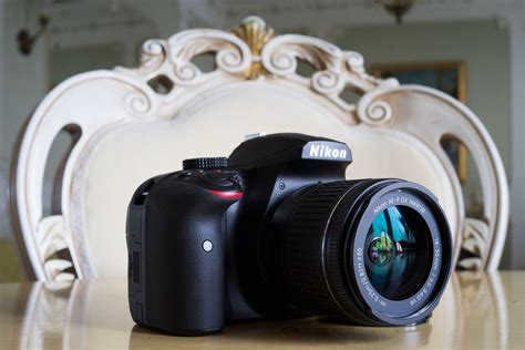 Which is better a DSLR or a phone?
