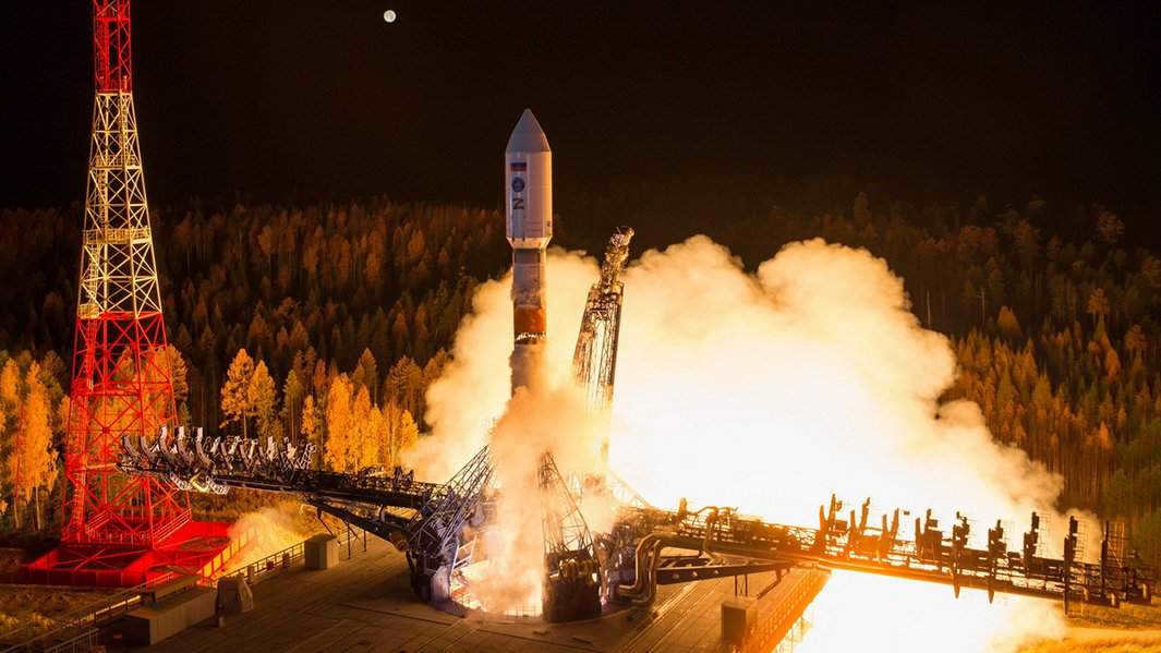 Launch of a medium-class Soyuz-2.1b launch vehicle with Glonass-K spacecraft