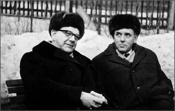 Mikhail Sergeyevich Ryazansky (1909 - 1987) and Georgy Babakin.