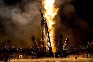 Lower and lower "Roscosmos" is dying. New billions and other sacrifices are needed