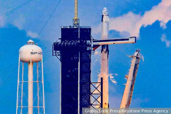 Crew Dragon with space tourists docked with ISS