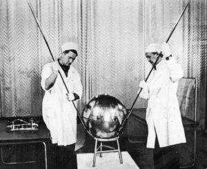 It was named Sputnik: the history of the first artificial satellite 22