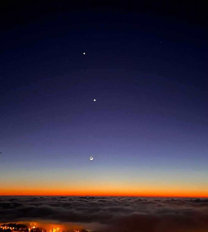Sunset in the Lebanon Mountains with the Moon, Venus and then Jupiter. Moon, Sunset, Mountains, Planet, Venus, Jupiter, Cosmos, Astrophoto