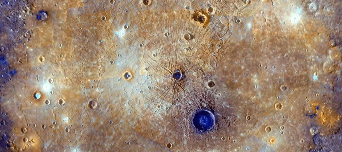 Mercury in color