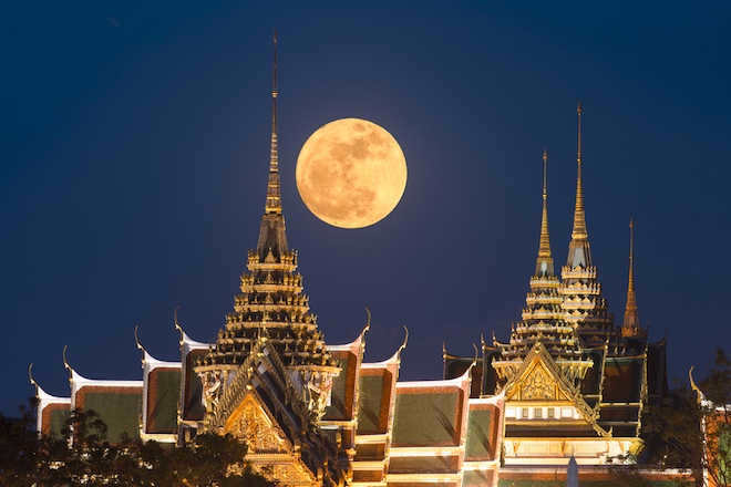 Which is bigger than the Earth or the Moon? Interesting facts about the Earth's satellite