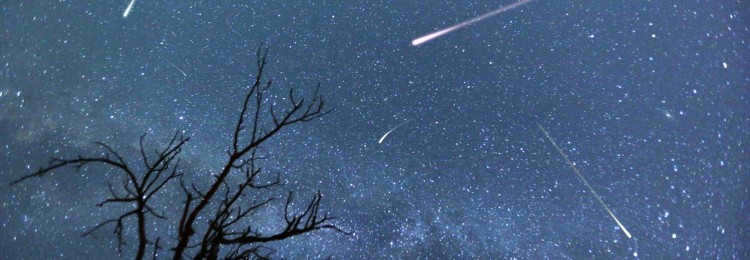 What are the omens of seeing a shooting star?