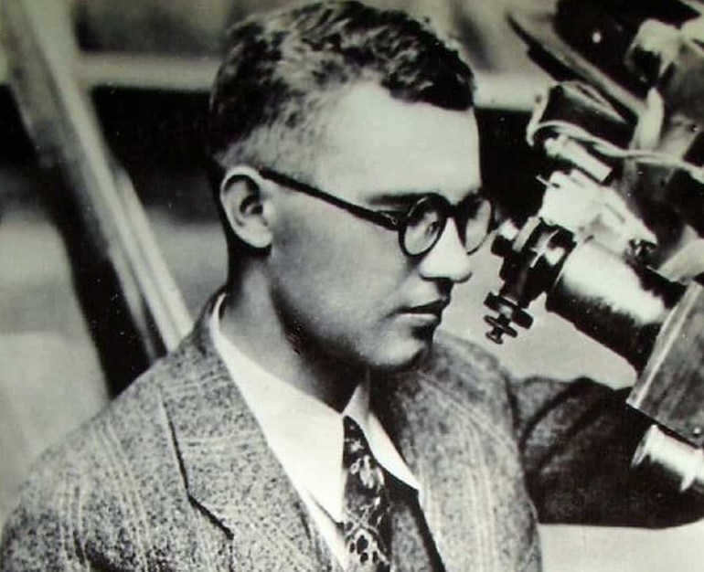 К. Tombaugh