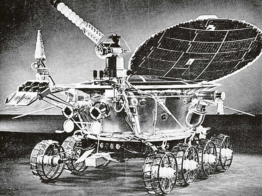 Reasons why the moon is considered a satellite of the earth