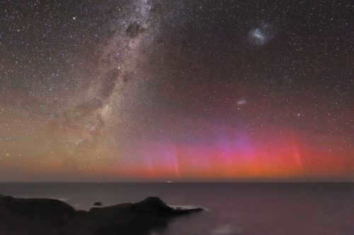 Figure 2: Polaris in combination with the Northern Lights