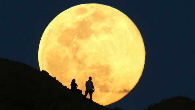 "Hunting" Full Moon on October 2, 2021: what does the Full Moon prepare us this fall? 4