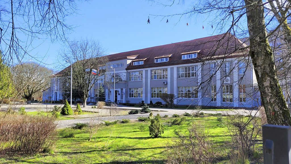 Building of the Königsberg Academy of Arts in Rathshof (now secondary school No. 21)