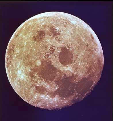  NASA MOON, photographic image from the Apollo spacecraft.
