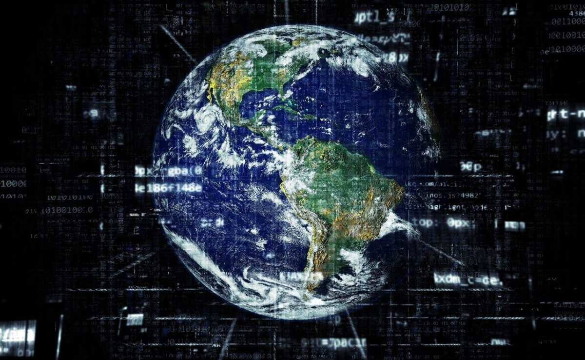 What is the radius of planet earth? and how to measure it