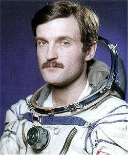 how many cosmonauts there are in russia