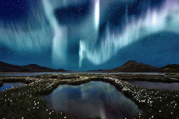 How many kilometers to the stratosphere from the ground