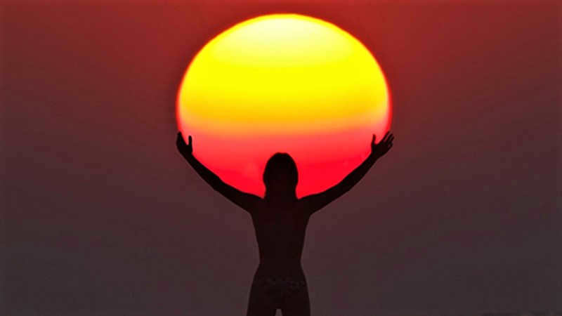Sun in hand