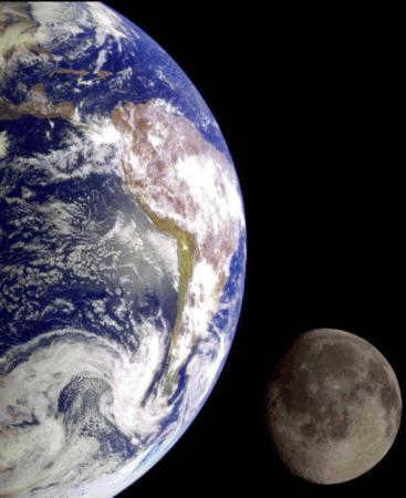  how many natural satellites the earth has