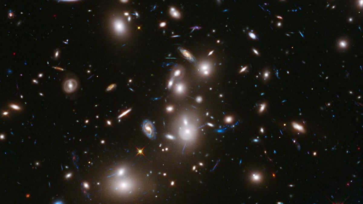 Galaxy cluster