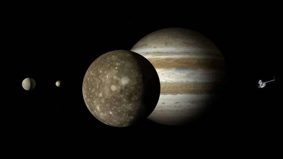 How many satellites does jupiter have