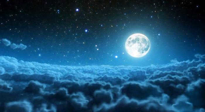 a natural satellite of the earth is