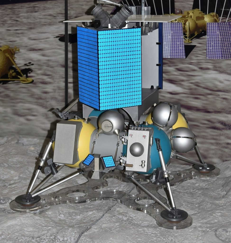 "Luna-25": why a Russian expedition to the Moon is needed 7