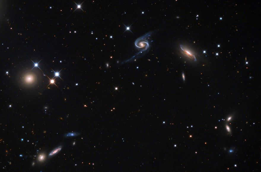 NGC 90 (center) and NGC 93 (top right).