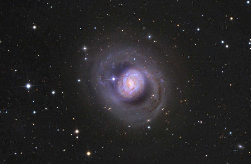 Messier 77