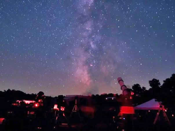 When we think of observing the starry sky, we picture something like this