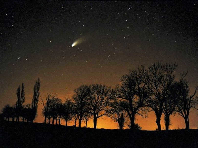 Comet C/1995 O1 (Hale-Bopp)