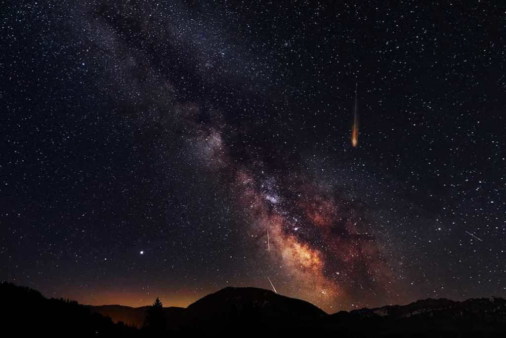 Red meteorite fall