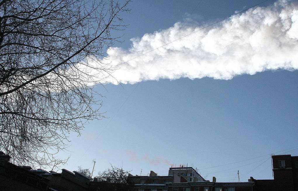 Meteorite footprint in the sky EPA/Vyacheslav Nikulin